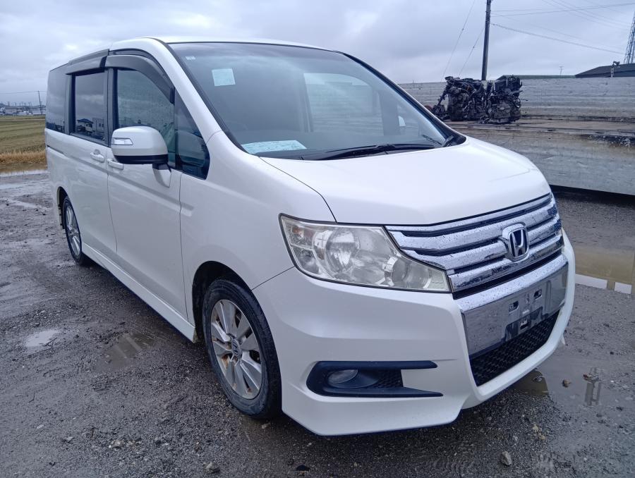 ステップワゴンスパーダ